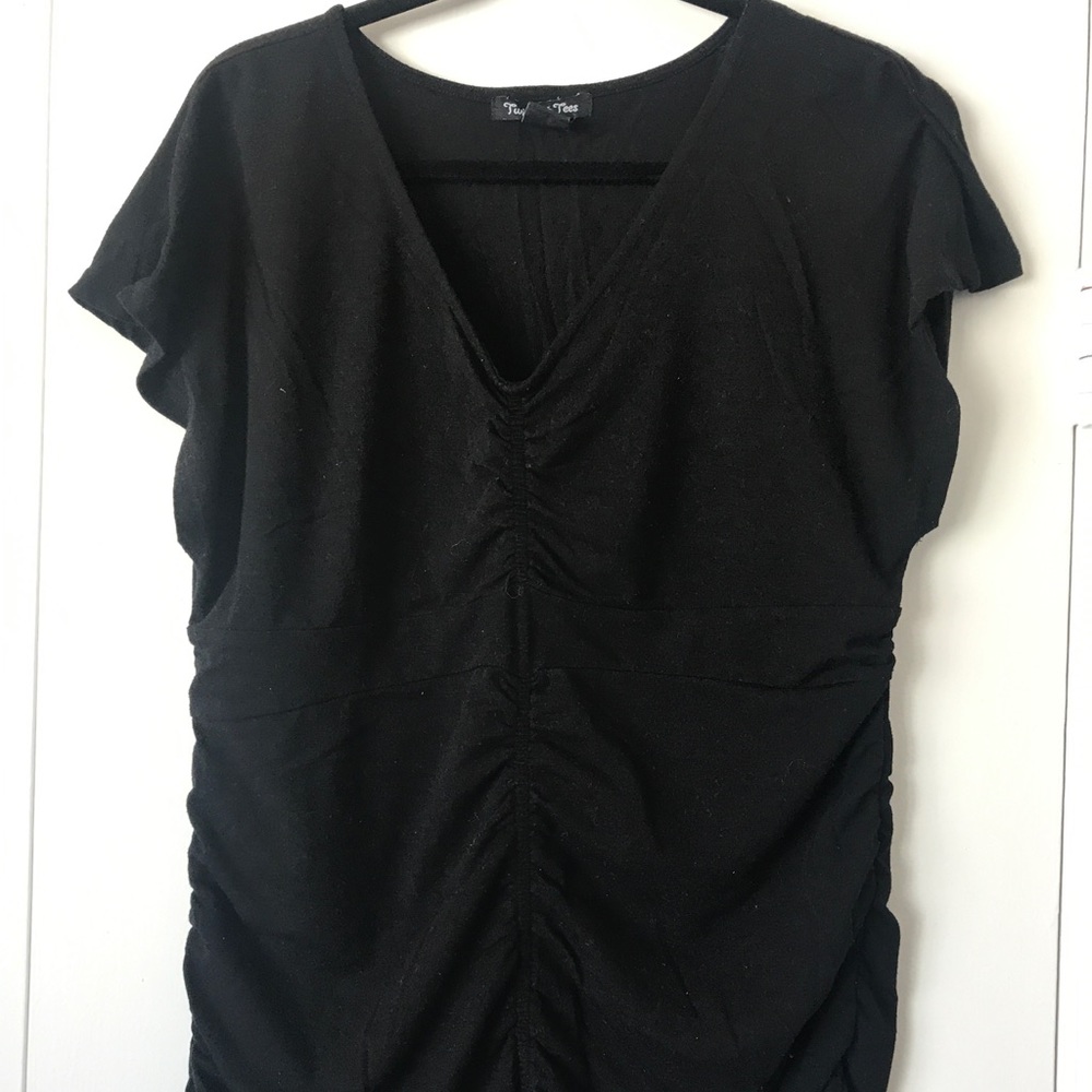 Black Torrid Size 0 Twist Tee Side Ruching